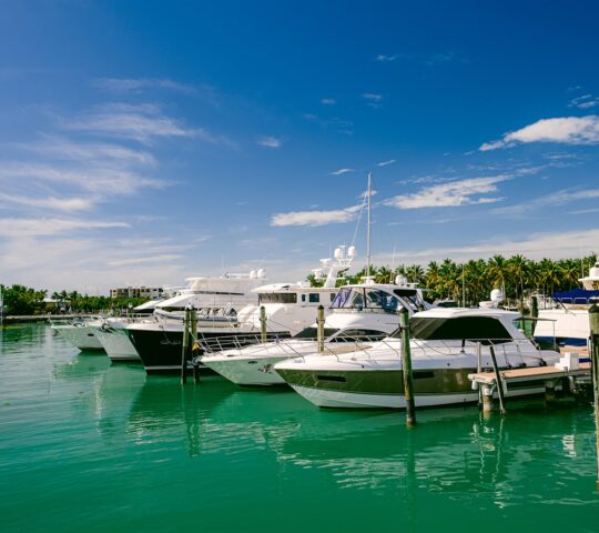 Faro Blanco Resort & Yacht Club Rooms Avg $314/Night