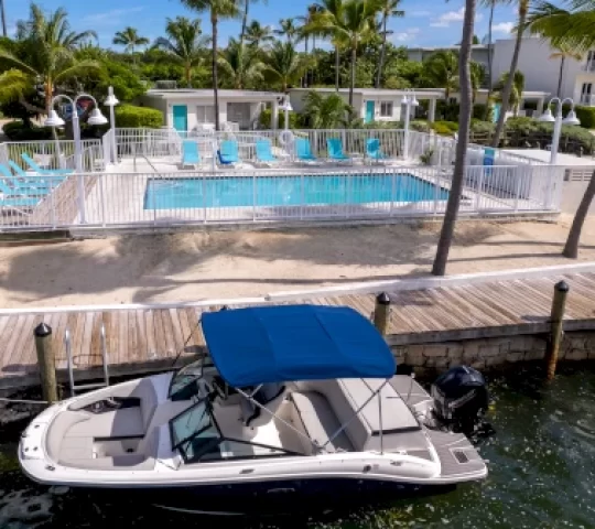 Fishers INN Islamorada Rooms Avg $189/Night