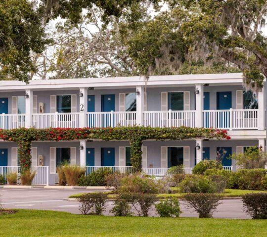 Southern Oaks Inn Rooms Avg $75/ Night